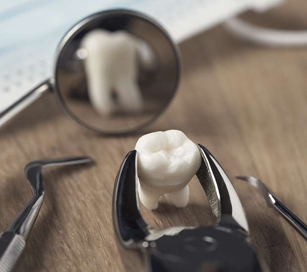 Oklahoma City When Is a Tooth Extraction Necessary